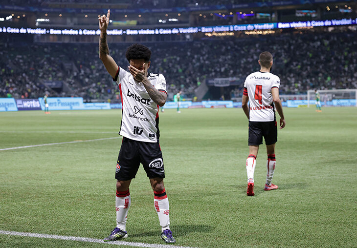 Czy serwis dla dorosłych może sponsorować polski futbol? Kontrowersyjny przypadek z Brazylii