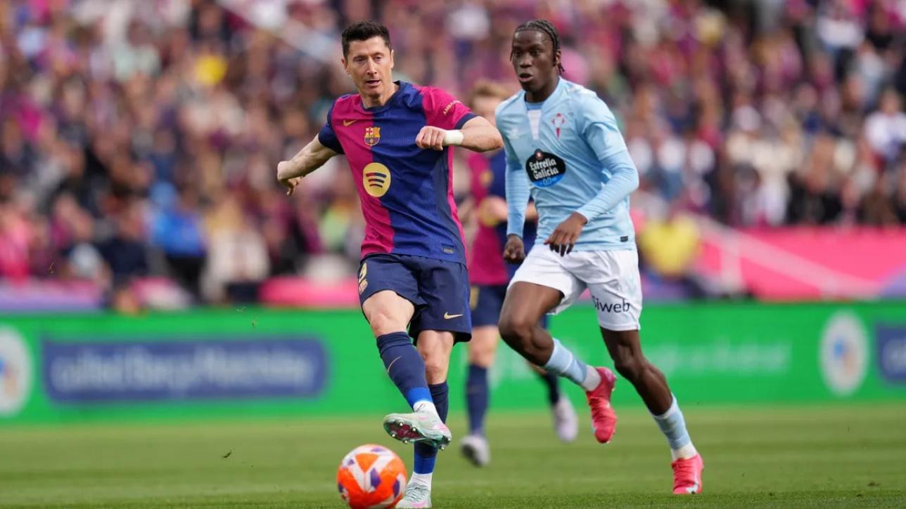 Ilaix Moriba i Robert Lewandowski