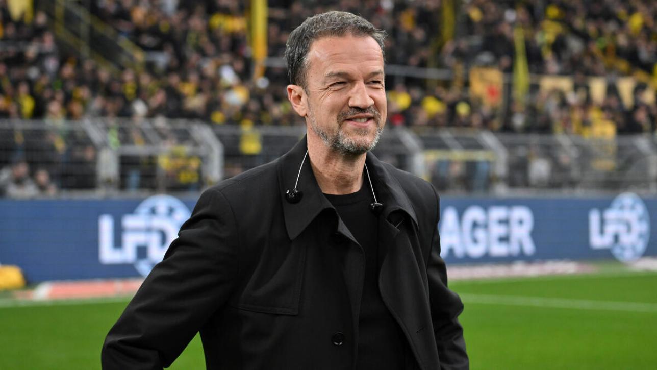 Fredi Bobic uśmiecha się